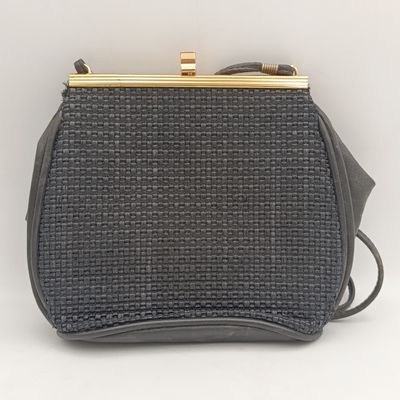 Vintage YvesSt.Tropez LA Maison de Pointer black handbag