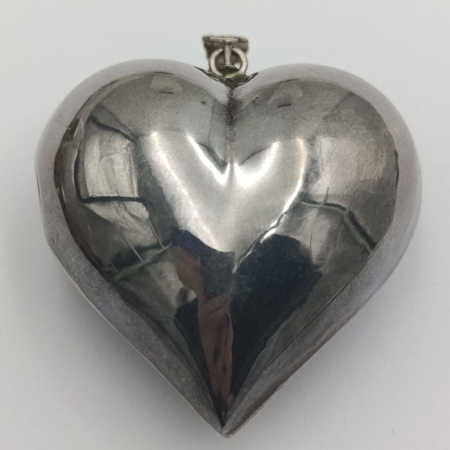 Large sterling silver heart pendant weight 12.1g