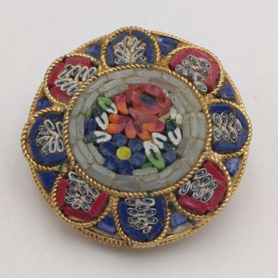 Vintage Italian Millifiori brooch