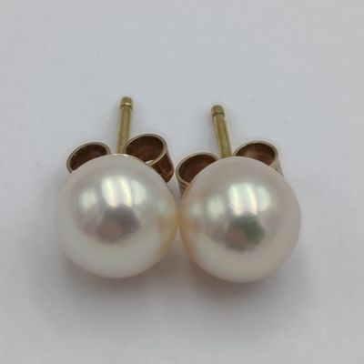 Pair of 9kt gold pearl earrings