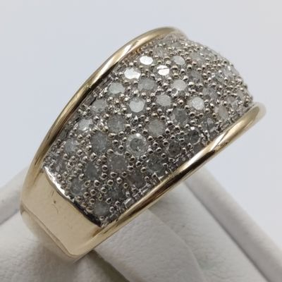 9kt gold ring with 53 diamonds - weight 4,5g