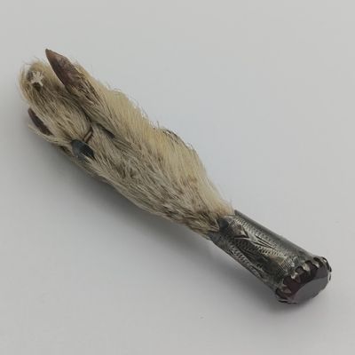 Scottish lucky brooch Grouse claw with Cairngorm