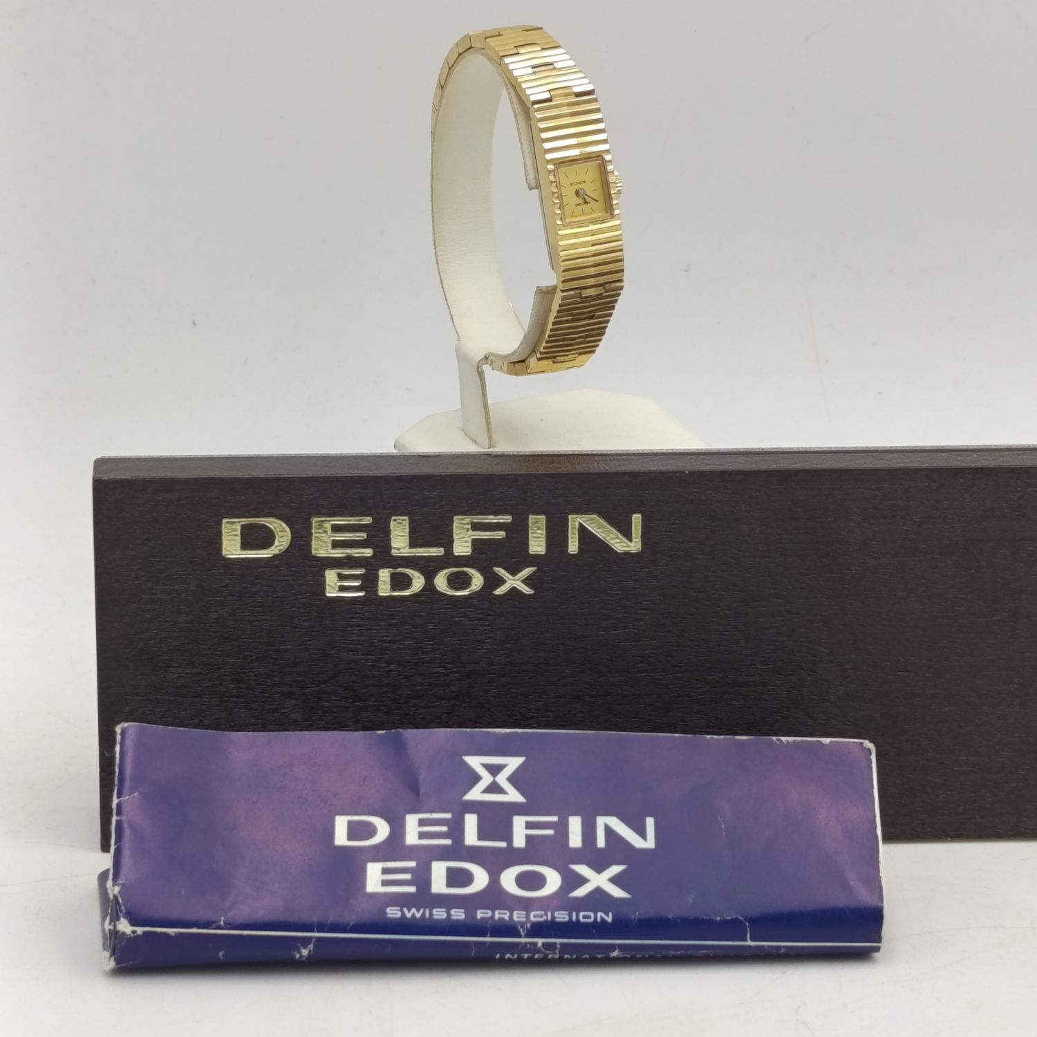 Vintage Delfin Edox gold colour mechanical ladies watch in original box - working