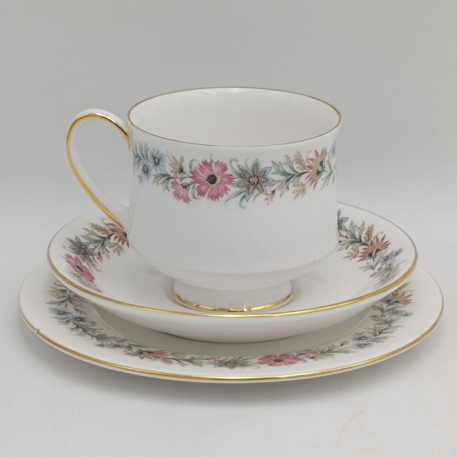 Vintage Paragon Belinda porcelain trio