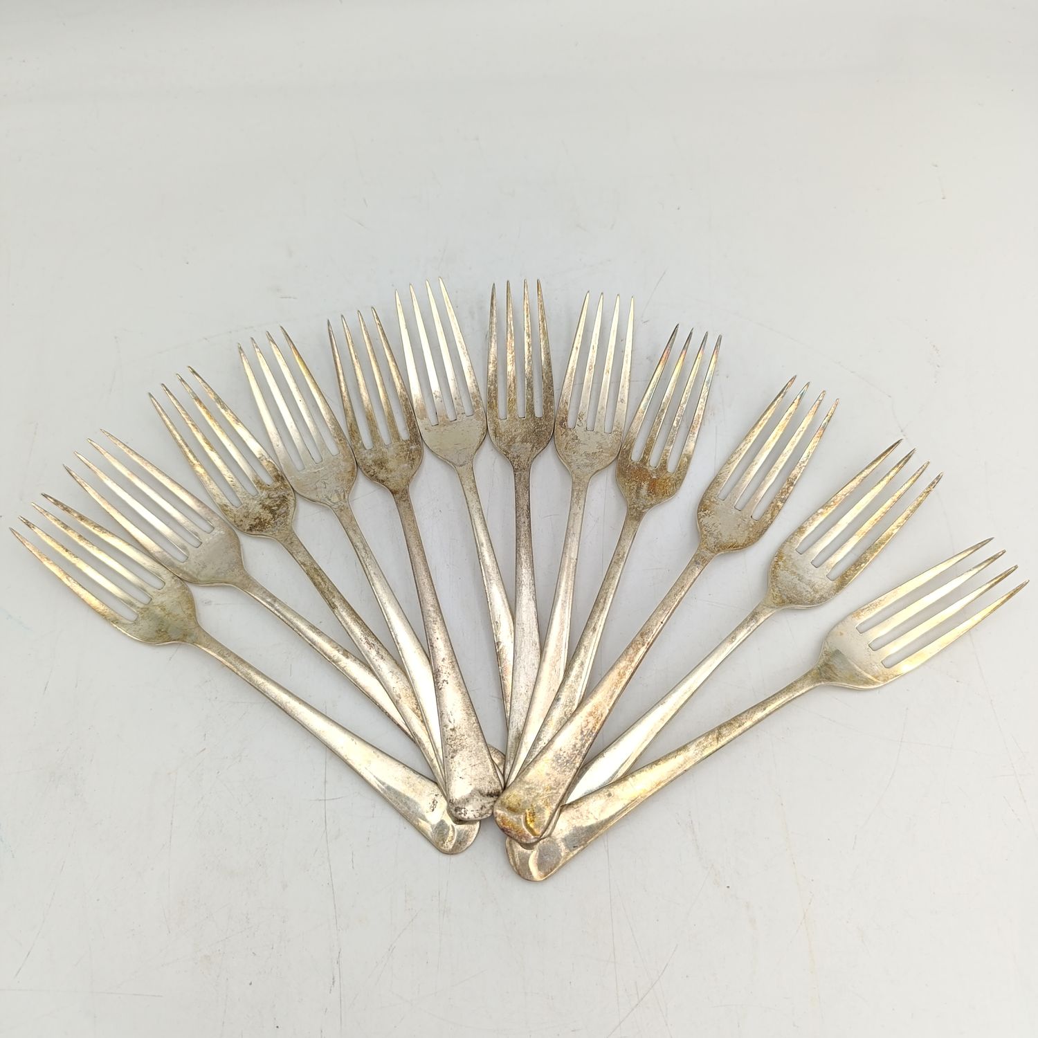 Vintage set of 12 Pak-Alam silverplated forks