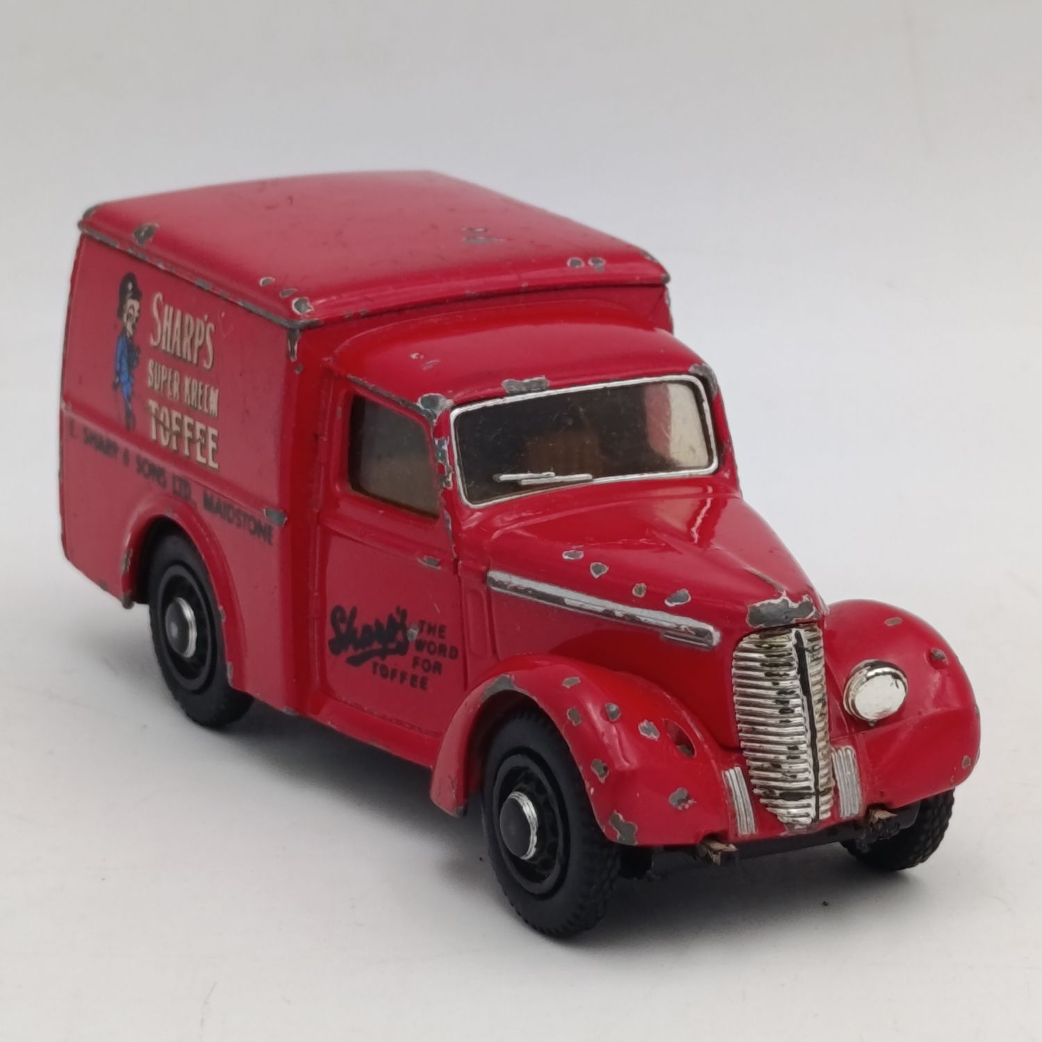 Matchbox Dinky 1948 Commer 8 CWT van die-cast car - Sharp&#39;s Toffee advertising
