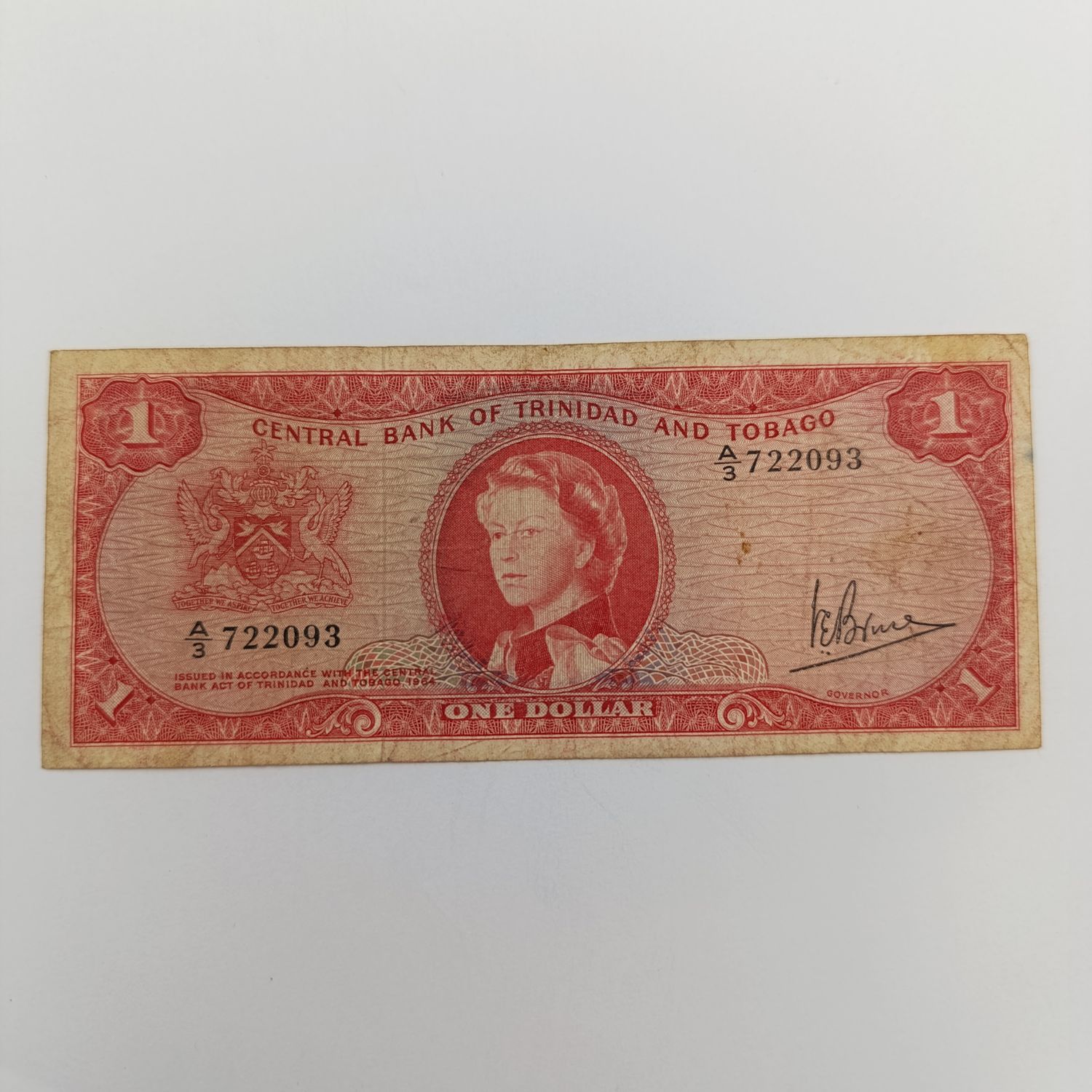 Trinidad &amp; Tobago One dollar banknote Fine - Bruce signature