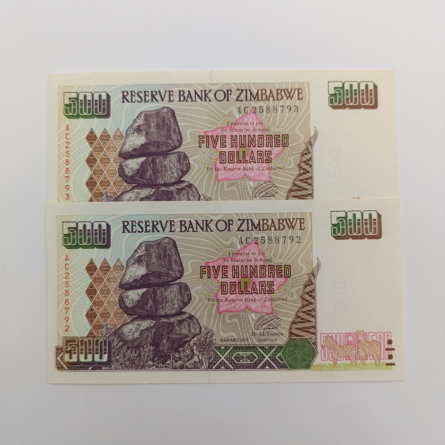 Zimbabwe $500 Harare 2001 uncirculated set of 2 banknotes with consecutive numbers