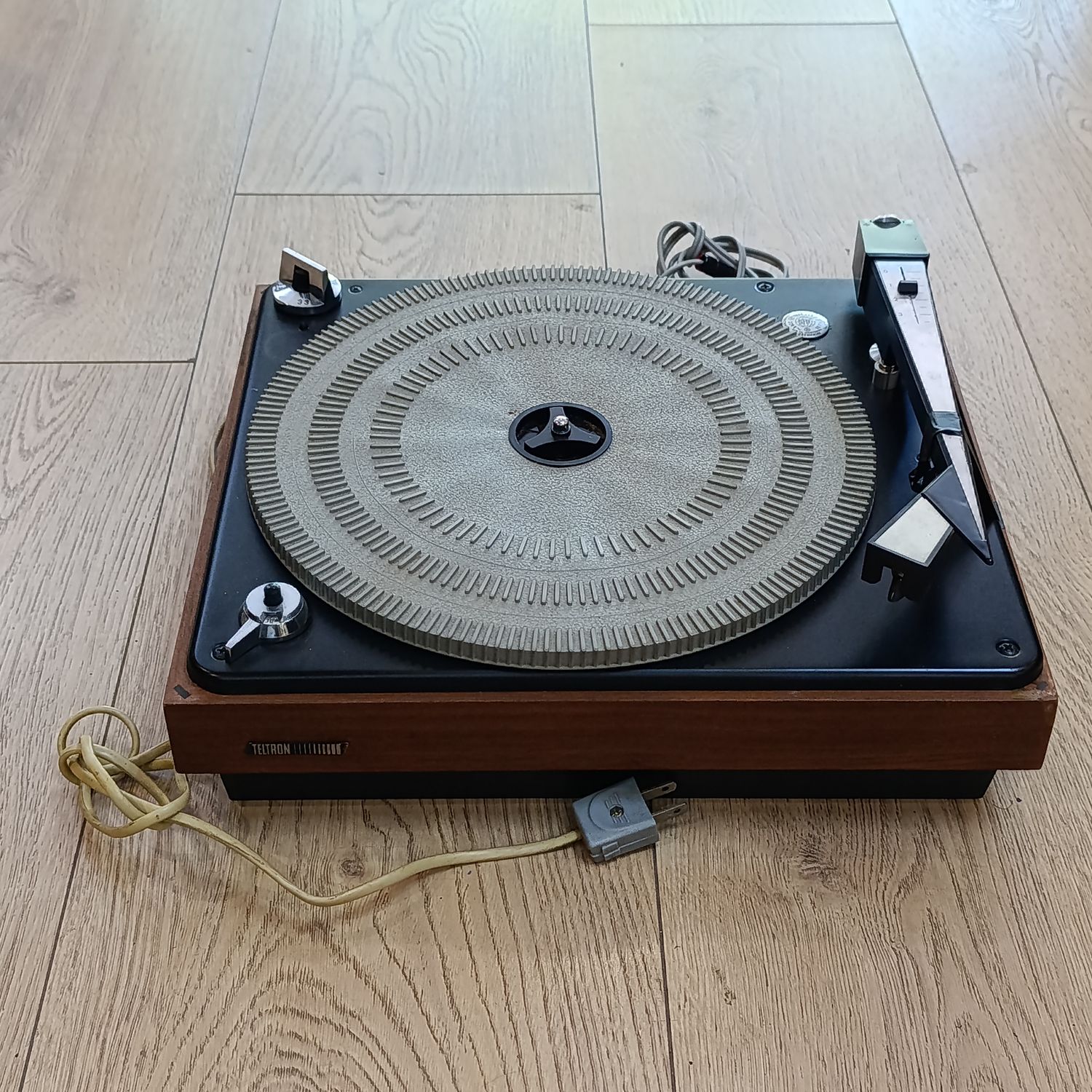 Vintage Teltron turntable record player - working