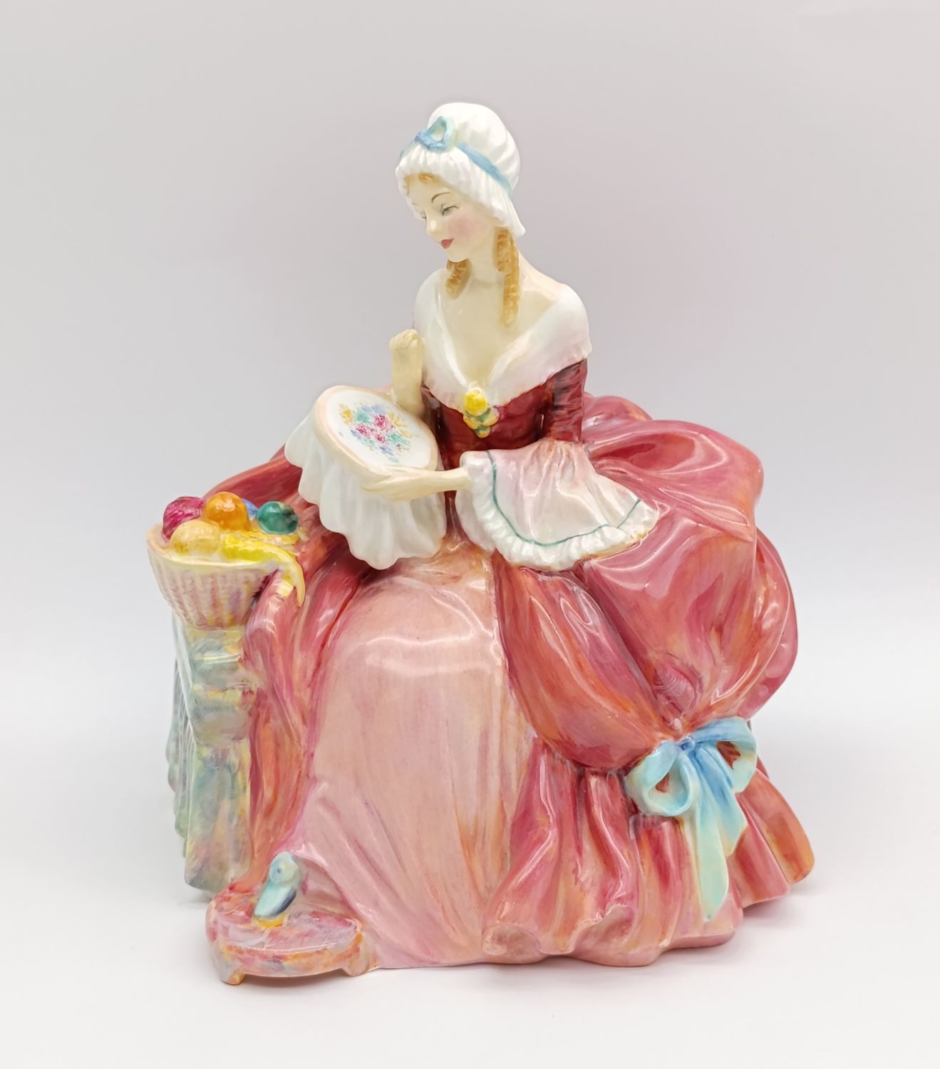 Royal Doulton HN1901 Penelope porcelain figurine