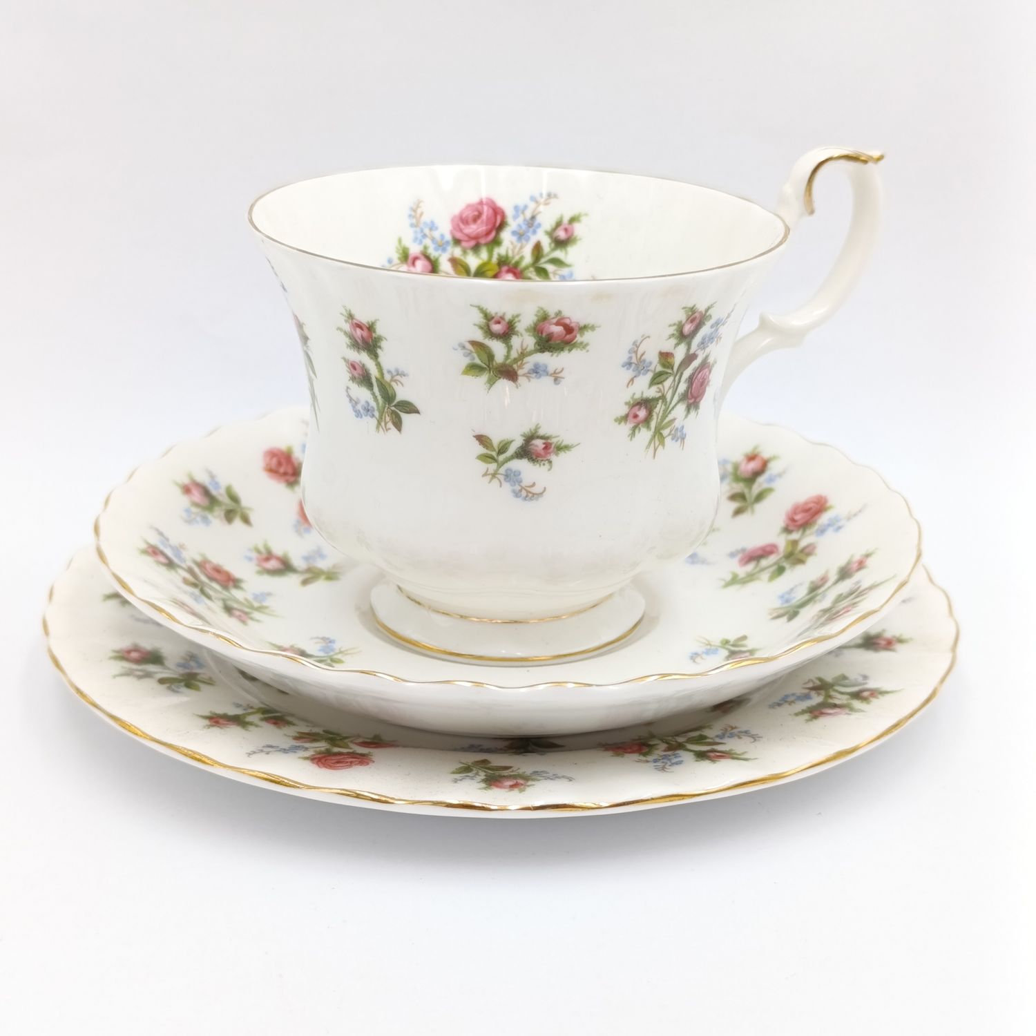 Royal Albert Winsome trio