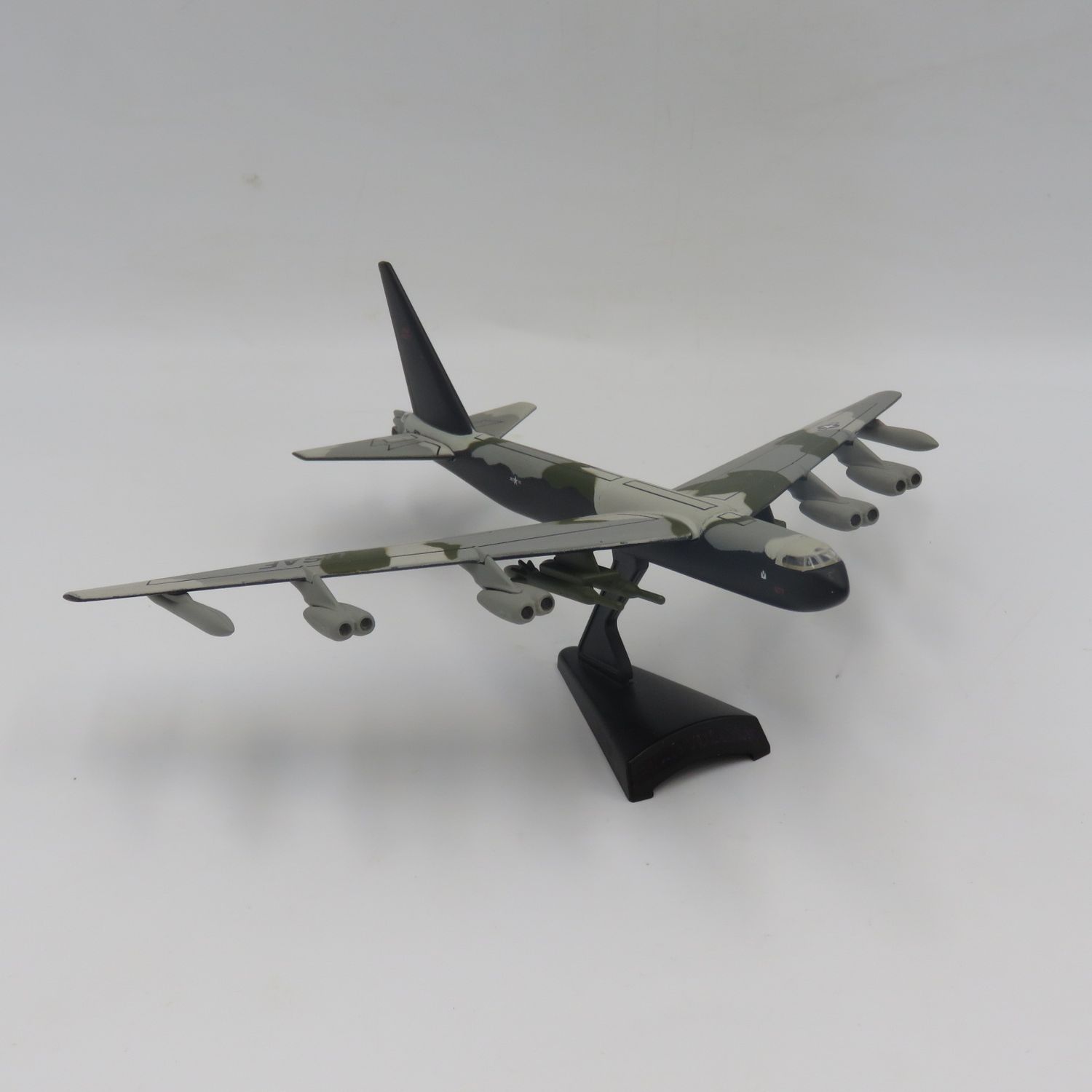 USAF B-52 Stratofortress- Scale 1/234
