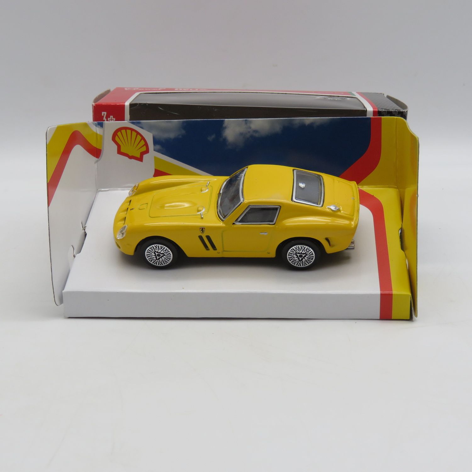 Bburago Shell V-Power Ferrari 250 GTO die-cast model car in box