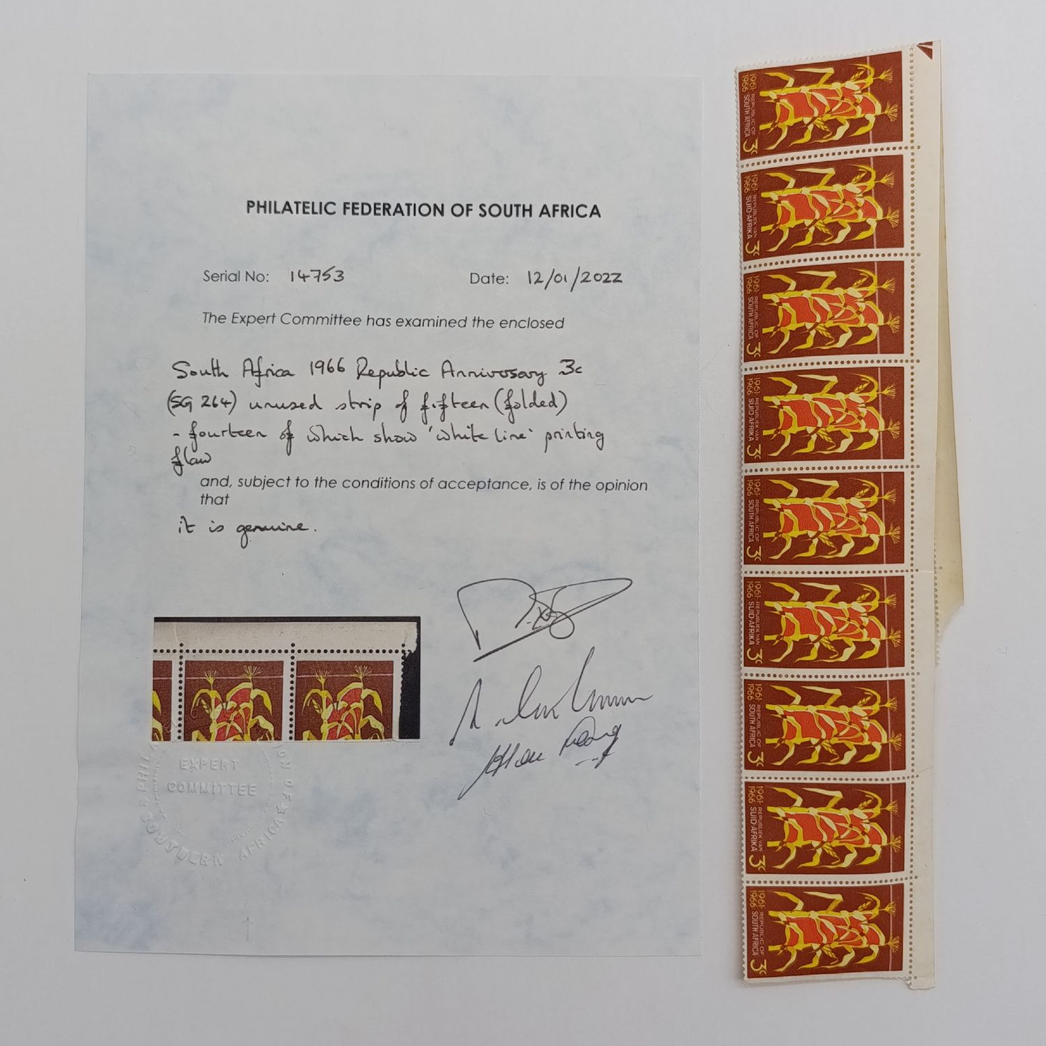 South Africa 1966 Republic Anniversary 3c (SG 264) unused strip of 15 - 14 with white line printing flaw - certified by the Philatelic Federation of South Africa