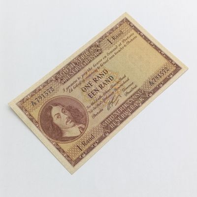Rissik R1 banknote uncirculated with single middle fold