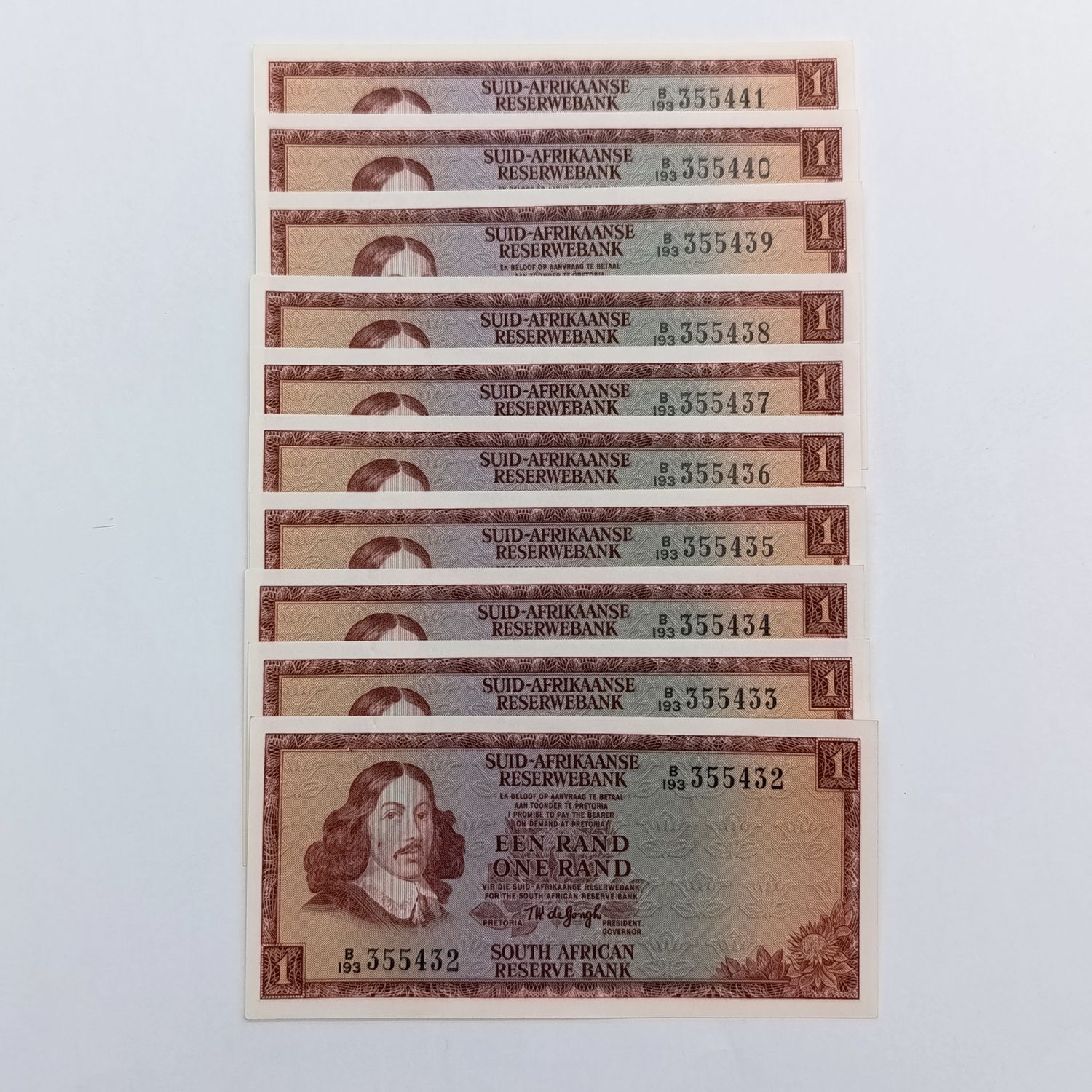 Lot of 10 TW de Jongh 2nd issue 1973 R1 banknotes - uncirculated with consecutive numbers