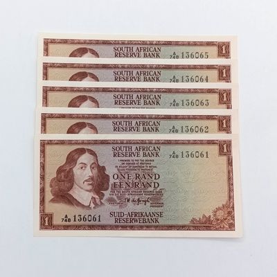 Lot of 5 x TW de Jongh first issue R1 notes uncirculated with consecutive numbers