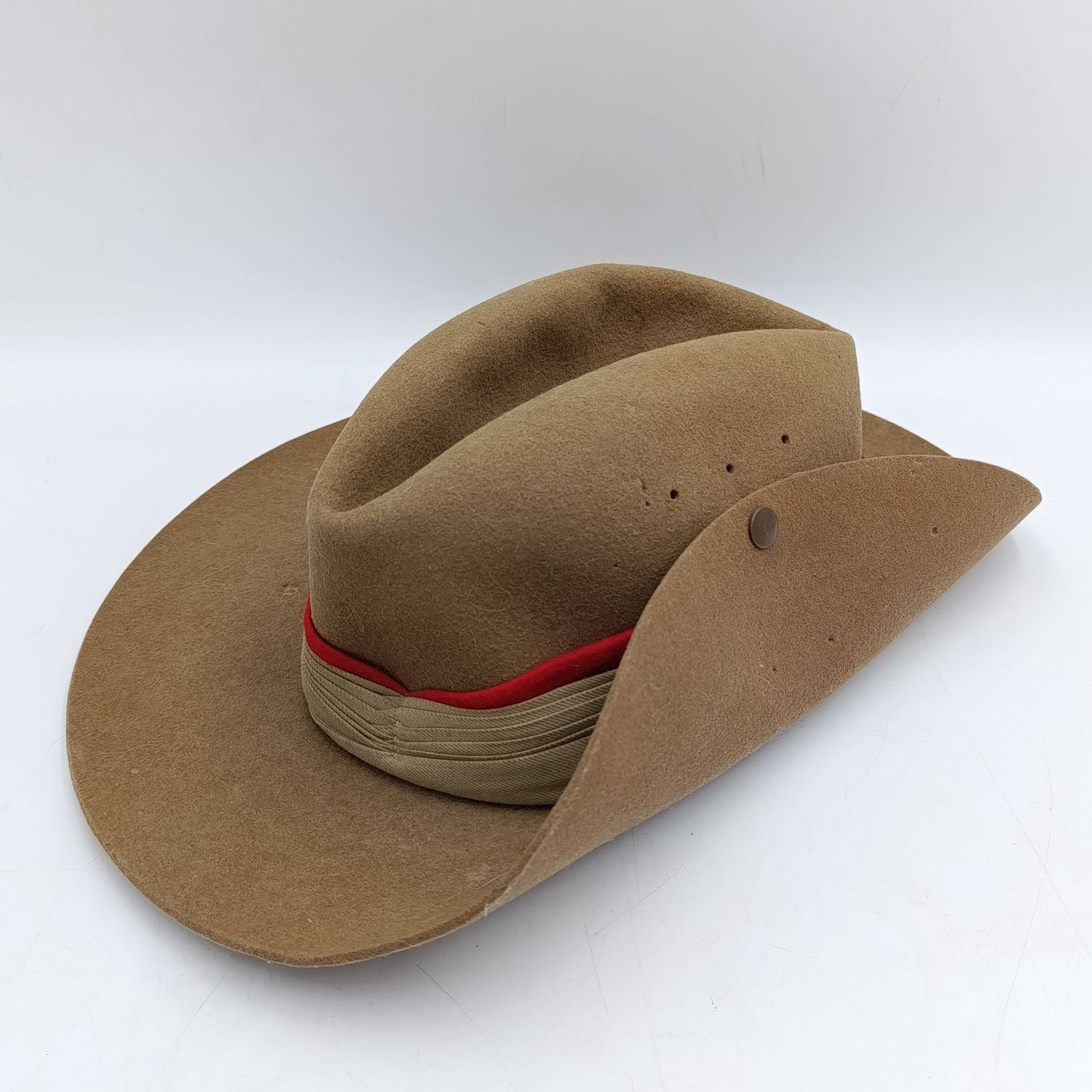 Northern Rhodesia Regiment Slouch hat - made by Vero Everitt Ltd - marked SRG