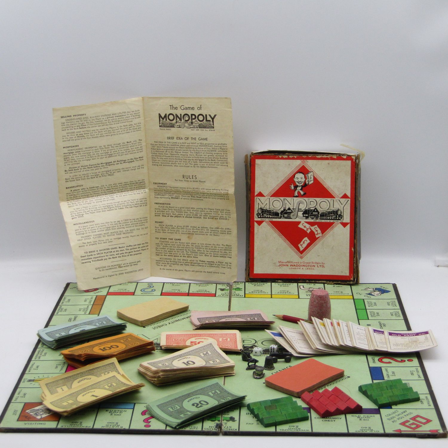 Vintage Monopoly set in original box - almost complete