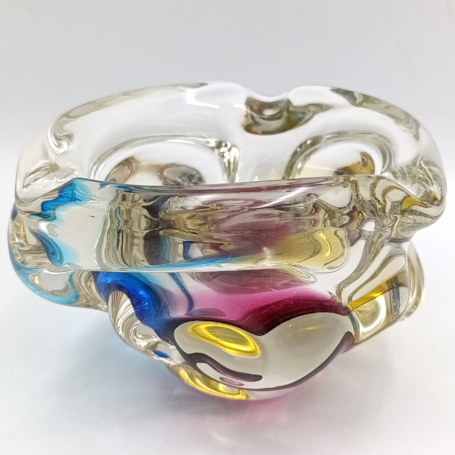 Beautiful Vintage Murano glass ashtray