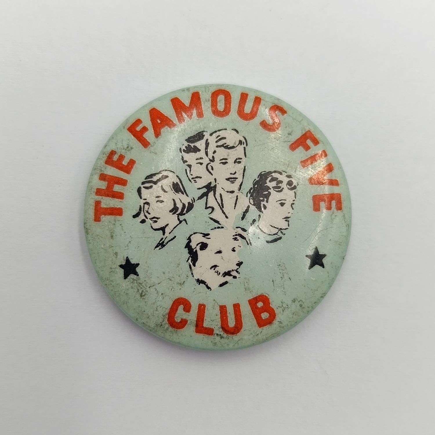 Vintage The Famous Five club tinnie lapel badge