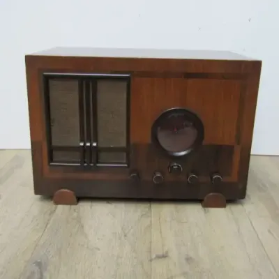Vintage 1930`s His Masters Voice valve radio - working - 51 x 32 x 35cm