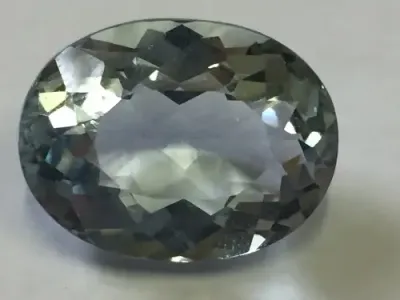Scapolite of 17.47 carat - Oval light blue - With Gem Lab certificate