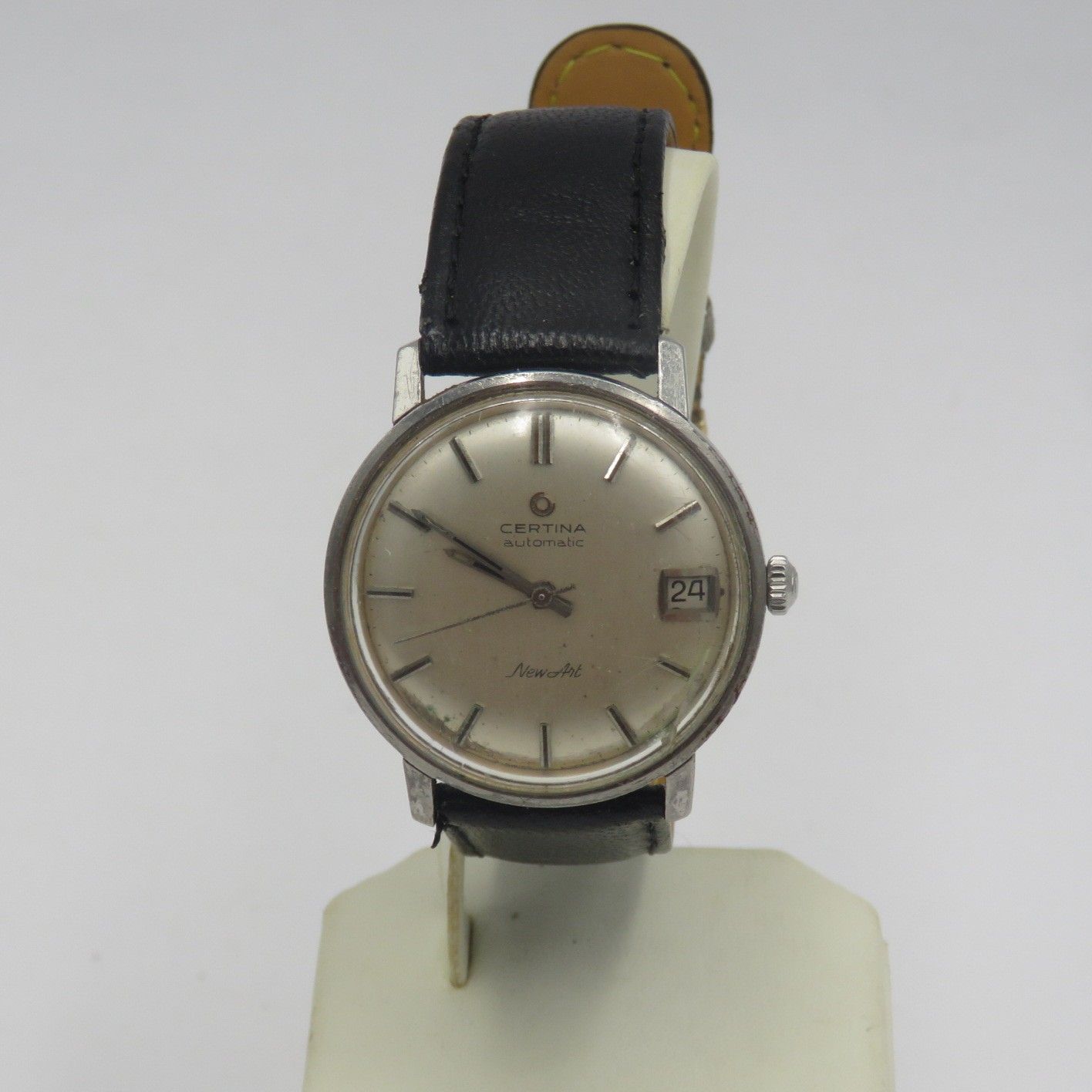 Vintage Certina Automatic New Art mens watch - Working