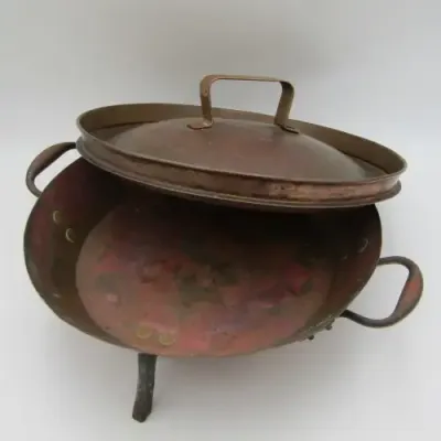 Antique Copper pie pan with original lid