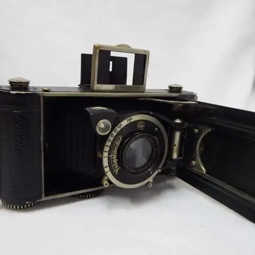 Voigtlander Inos II folding bed camera - Made from 1933 - 1935 - Excellent condition - Not tested