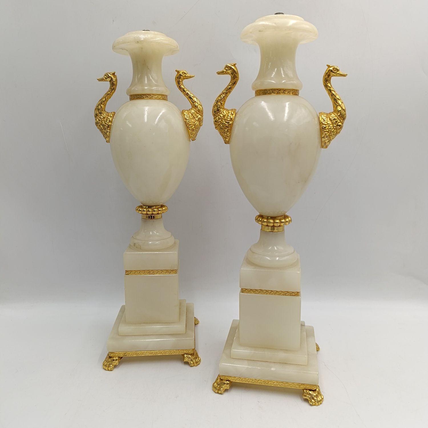 Pair of vintage Alabaster lamps - no fittings - beautiful pieces - Height 38cm