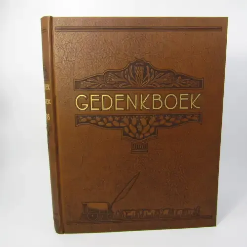 Gedenkboek van die ossewaens op die pad van Suid-Afrika - 1940 issued