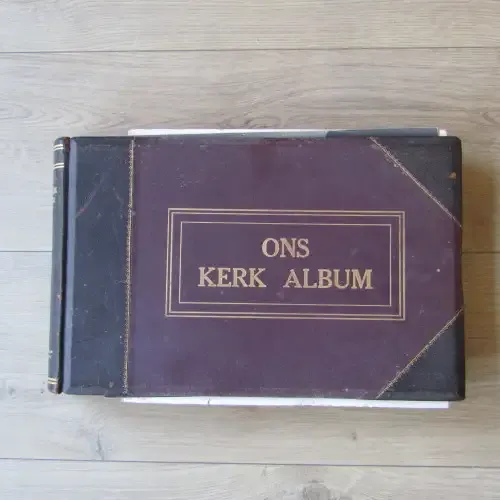 Ons Kerk Album van Hollansche Kerken en leeraren - with photo of Napier`s minister