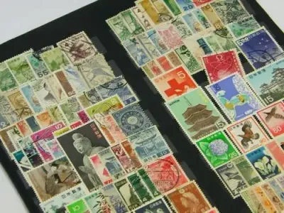 Collection of 185 stamps from Japan - as per photo