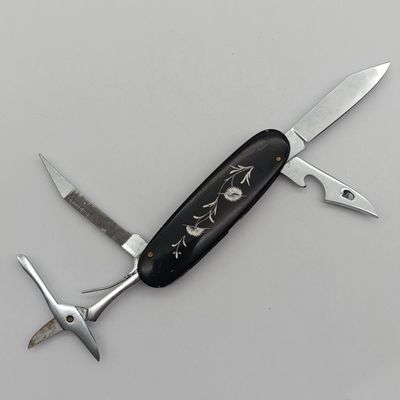 Beautiful Farah multi tool pocket knife