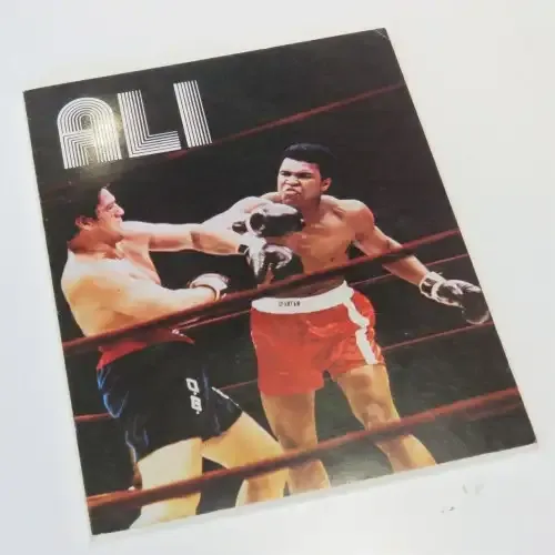 Boxing picture book - Ali - Excellent condition