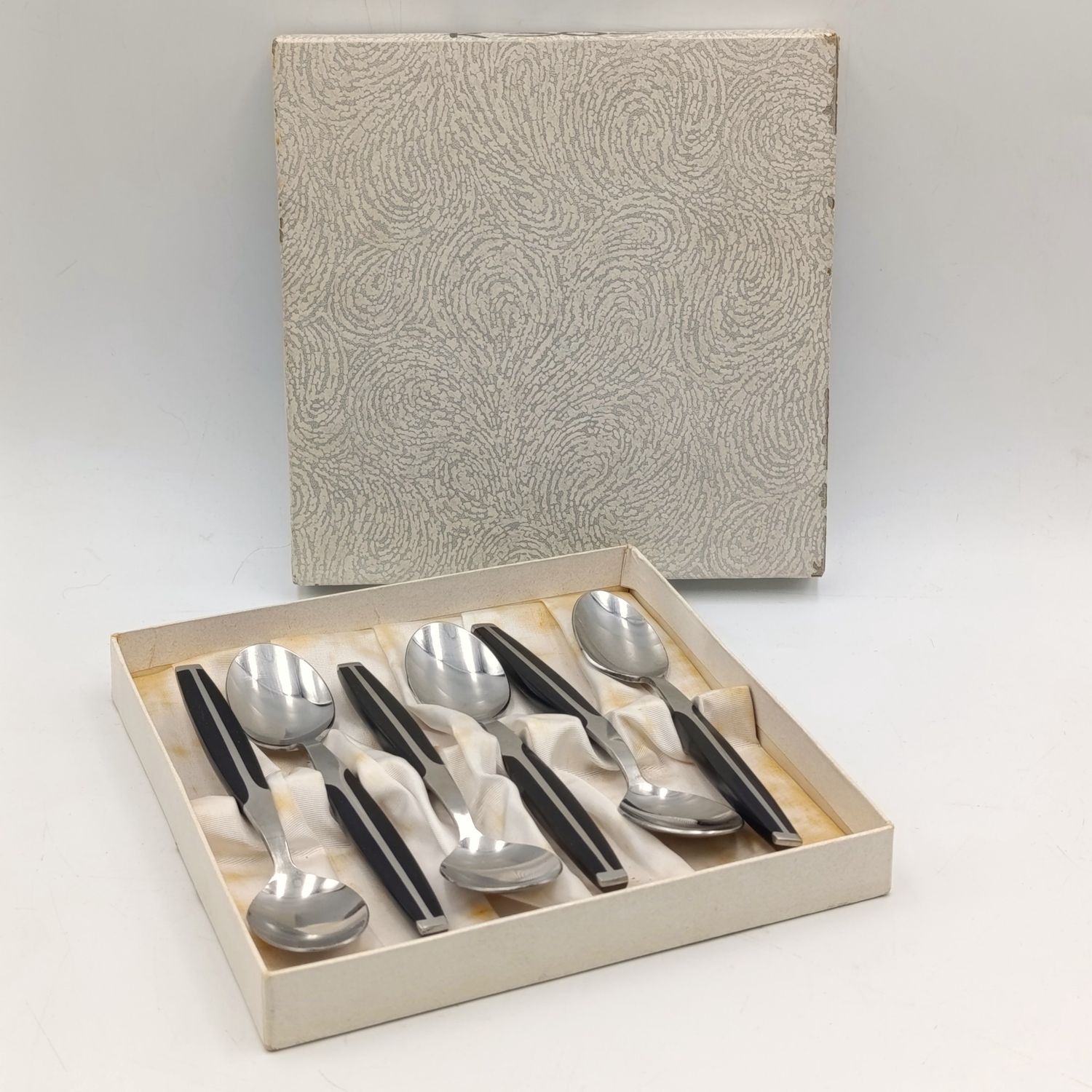 Vintage set of Ballerina teaspoons in box