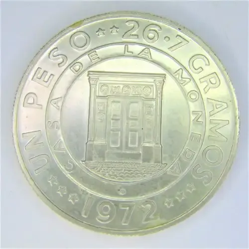 1972 Dominican Republic Silver 1 Peso crown size coin