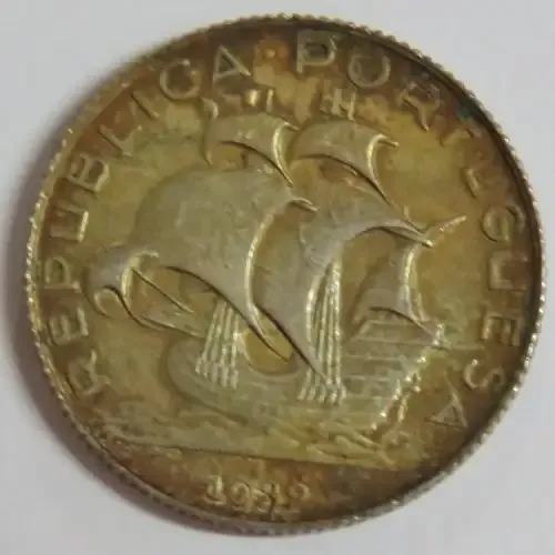 1932 Portugal silver 2 1/2 Escudos - AU+