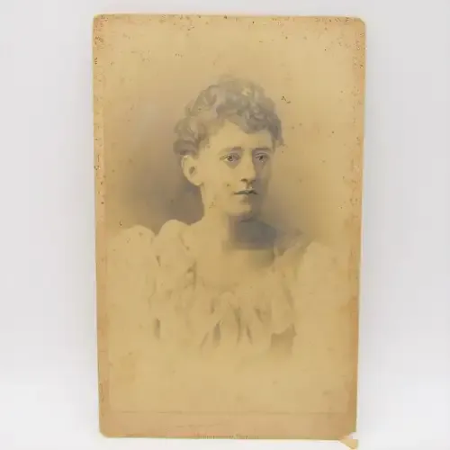 Antique photo portrait of unknown woman