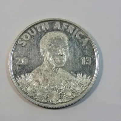 2013 Mandela silver protea R1 - Life of a legend