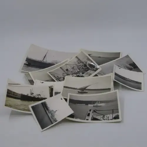 Lot of 19 WW2 photos of ships and Watercraft - North America
