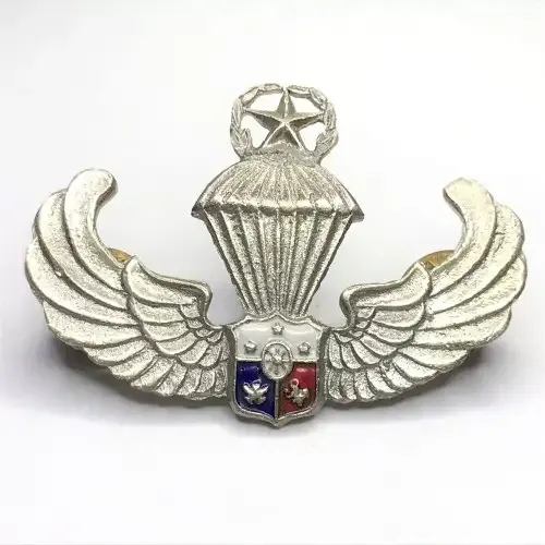 Paratrooper wings