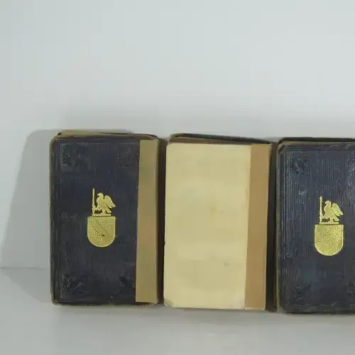 Lot of 4 antique books - The Works of William Shakespeare