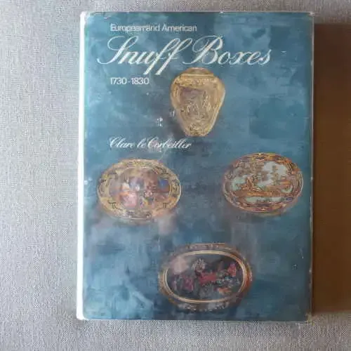 European and American snuff boxes 1730-1830 by Clare Le Corbeiller