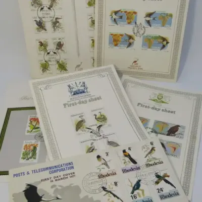 Lot of 33 postal items with Birds