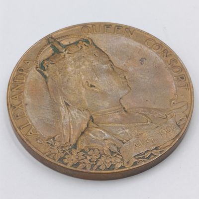 Lange and heavy copper coronation of Edward 7 - 1902 medal