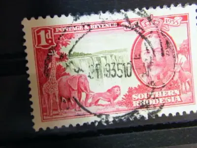 Southern Rhodesia - SACC 32 and 35 used stamps - George 5 silver jubilee