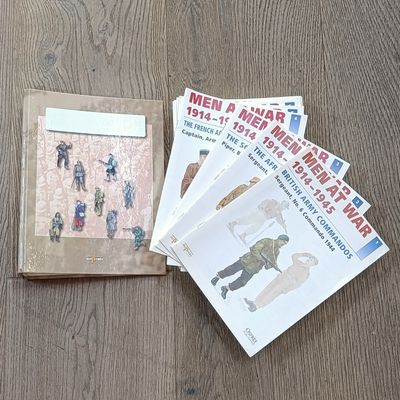 DelPrado Men at War 1914-1945 soldier booklets - #1 to 32 - missing number 9