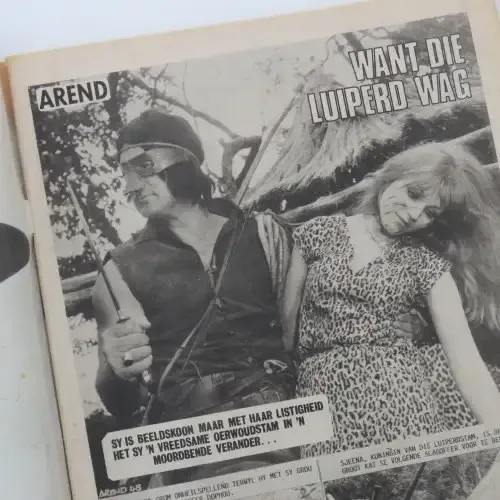 Fotoboekie Dubbel uitgawe no 48 Arend van die oerwoud and Tanya die vegter - Redelike toestand